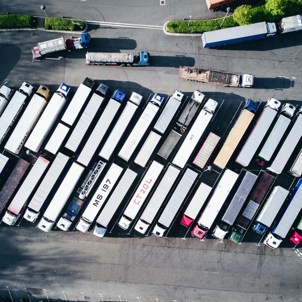 Volvo and Waabi begin freight operations for Warp in Texas
