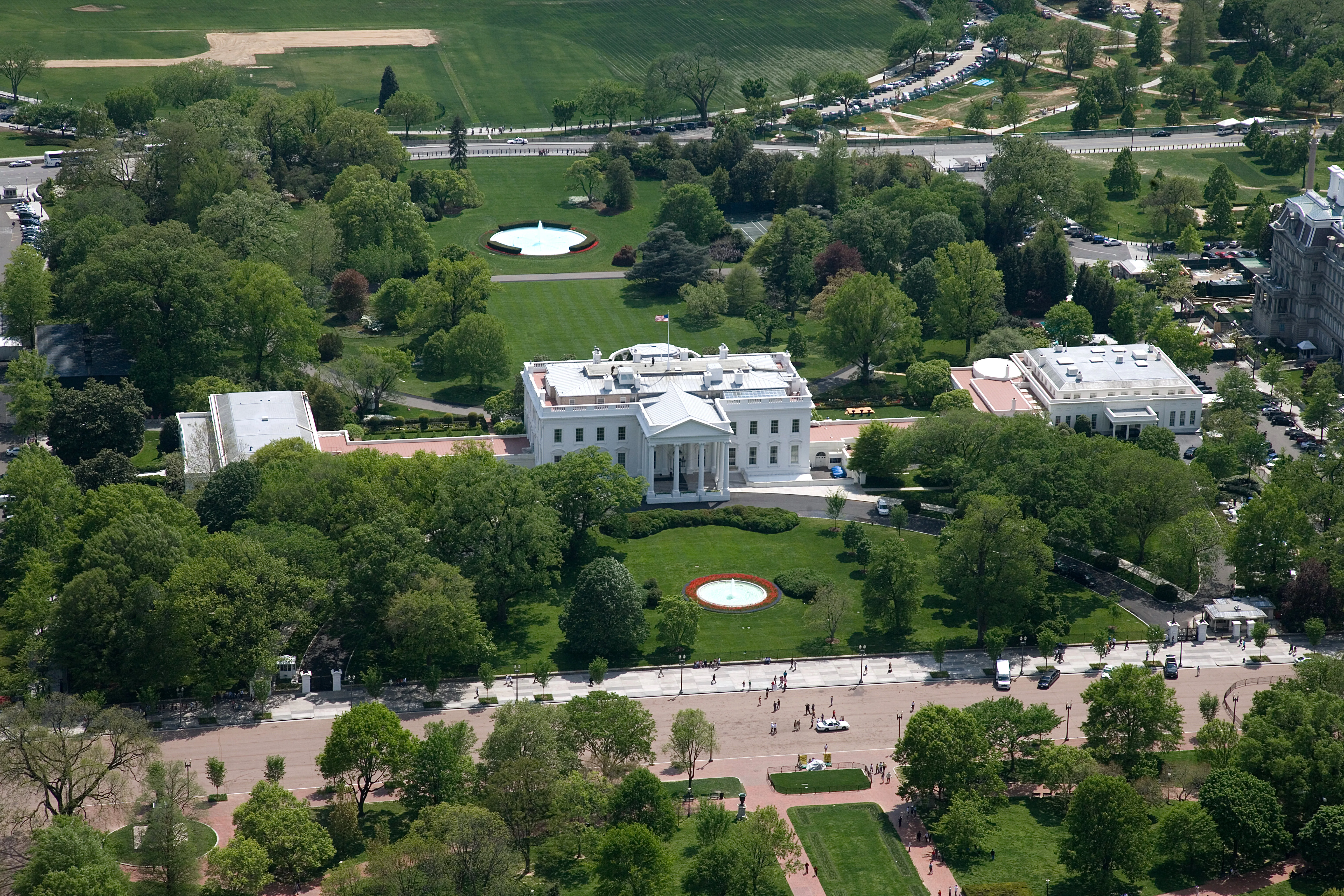 An archival aerial view of the White House and its lawns in Washington